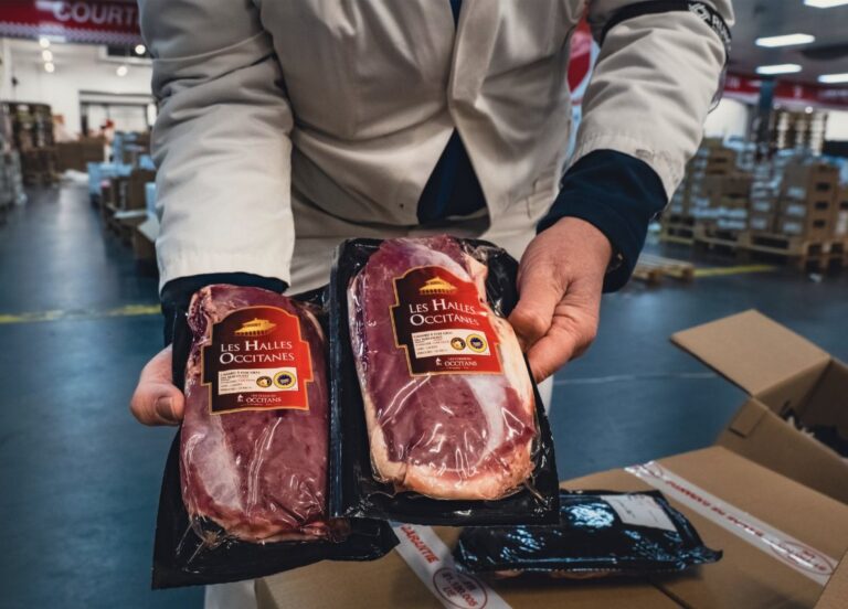 Magrets de canard présentés sur le carreau Courtin Hervouet