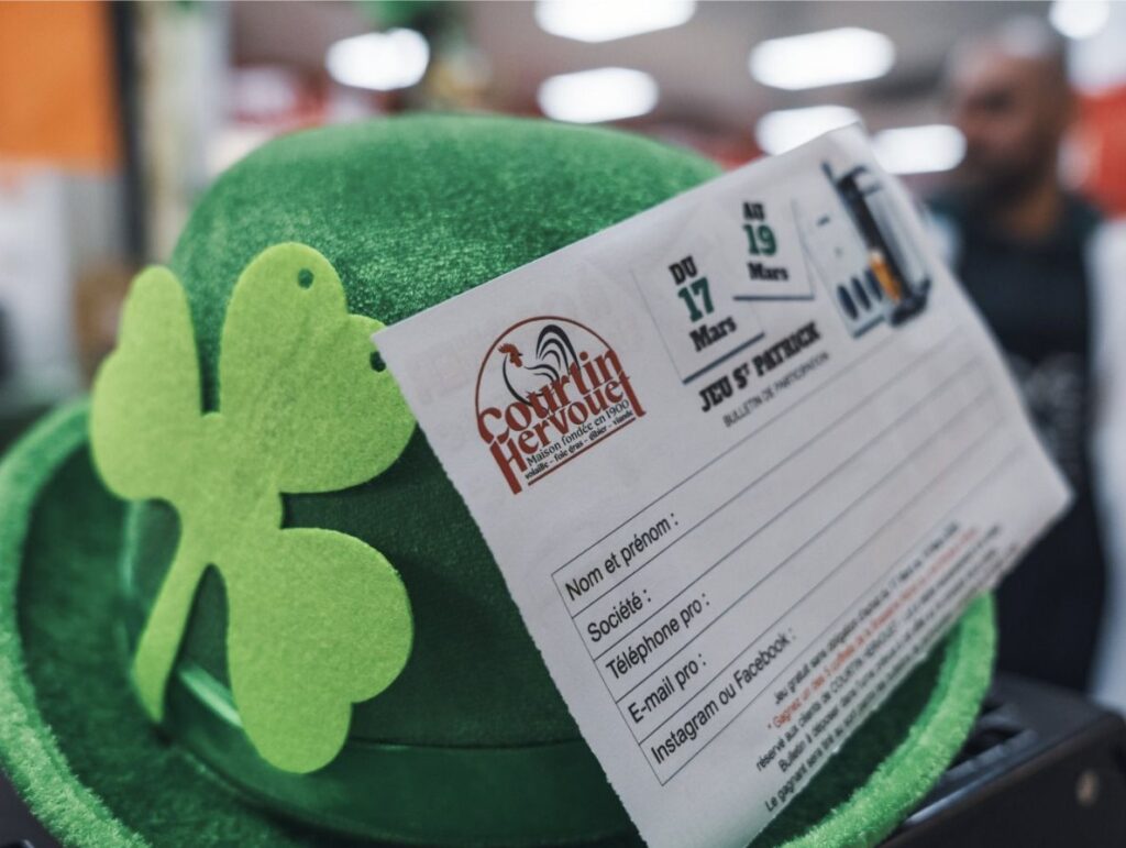 Chapeau de la Saint-Patrick et bulletin du jeu concours Courtin Hervouet